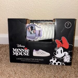 Disney Minnie Mouse Women’s Sneakers - White and Purple